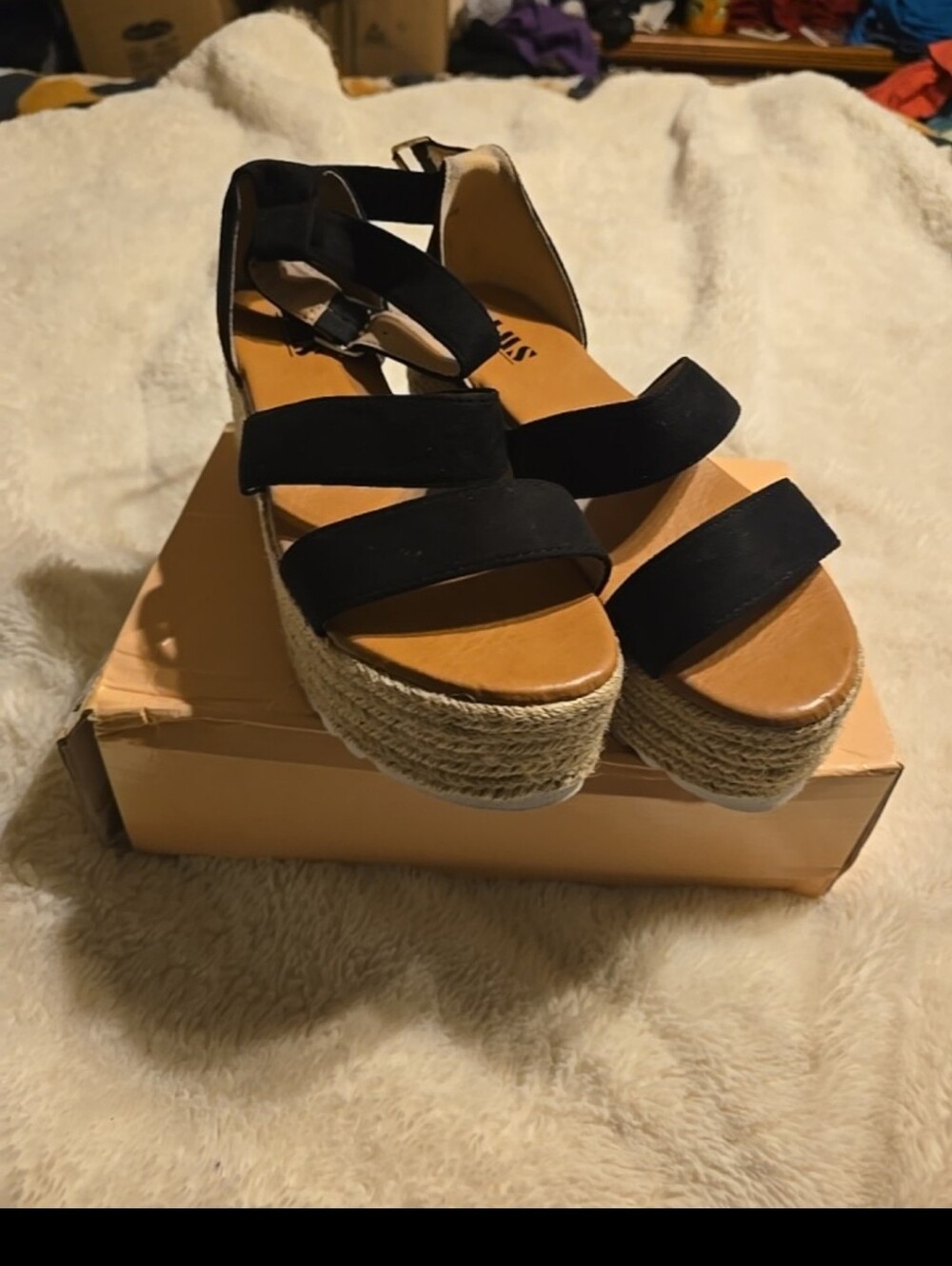 061926 New! AMS Torrid Elastic Espadrile Platform Sandal, Black - Size: 8 BOX 22